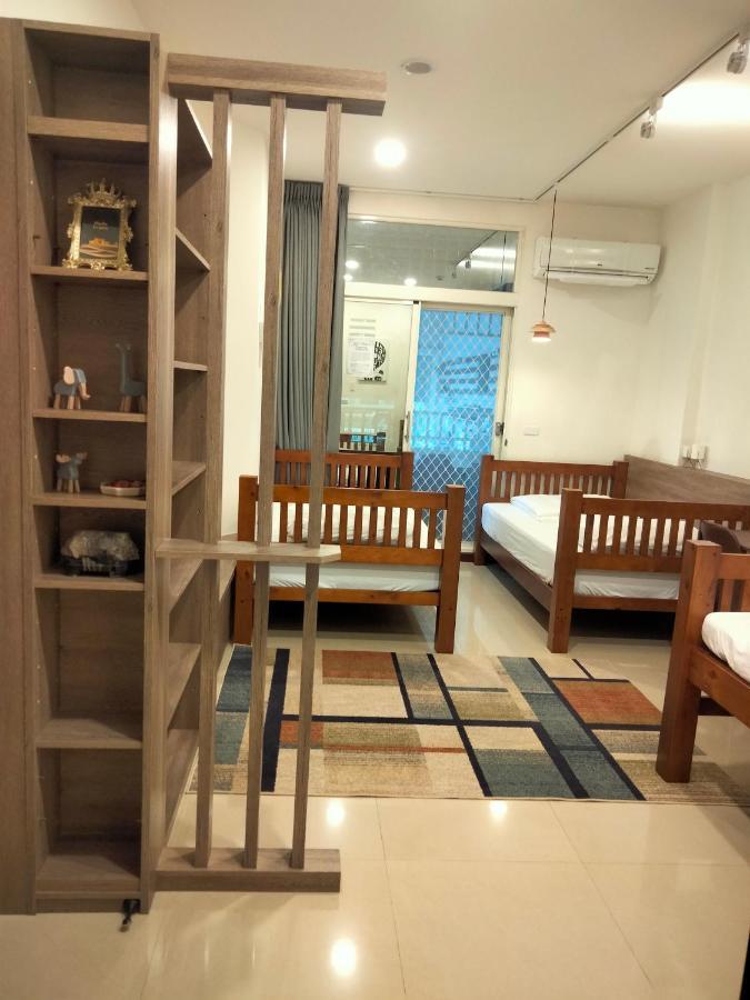 910 Hostel Yuli Exterior photo